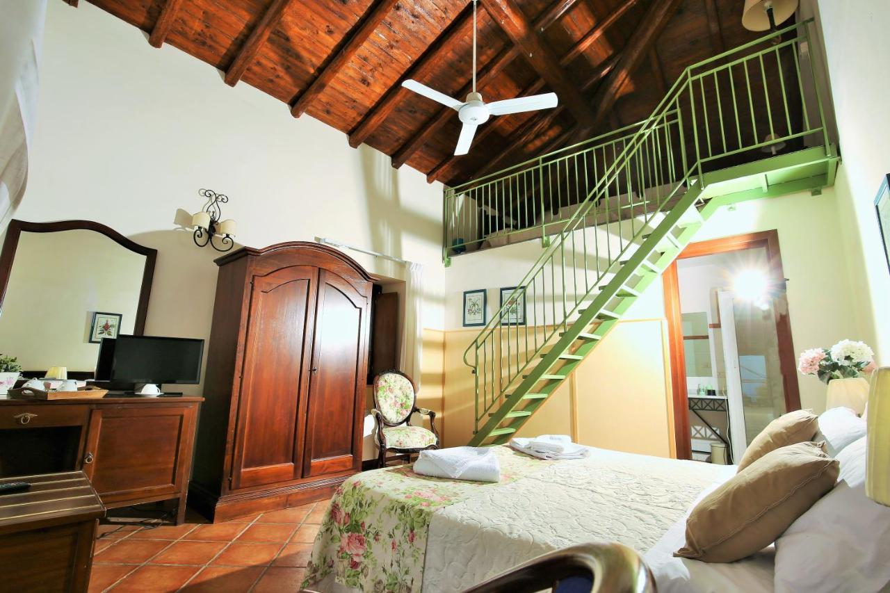 Le Case Del Merlo Turismo Rurale Milo Exteriér fotografie
